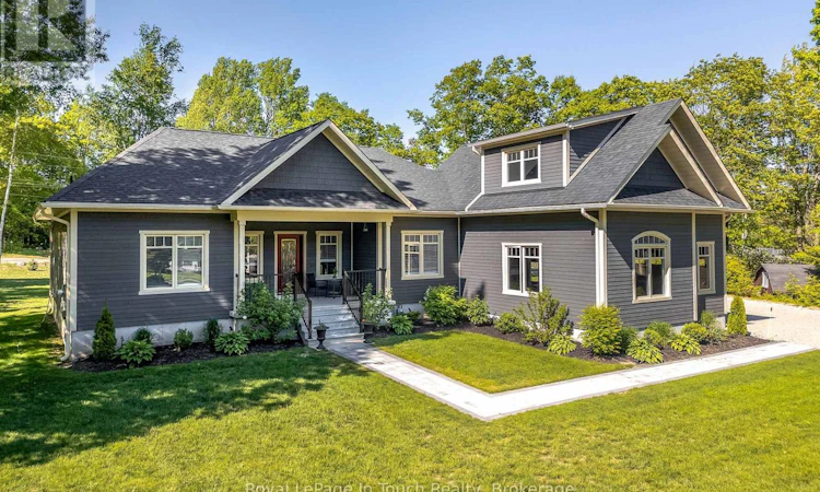 55 Beaufort Crescent