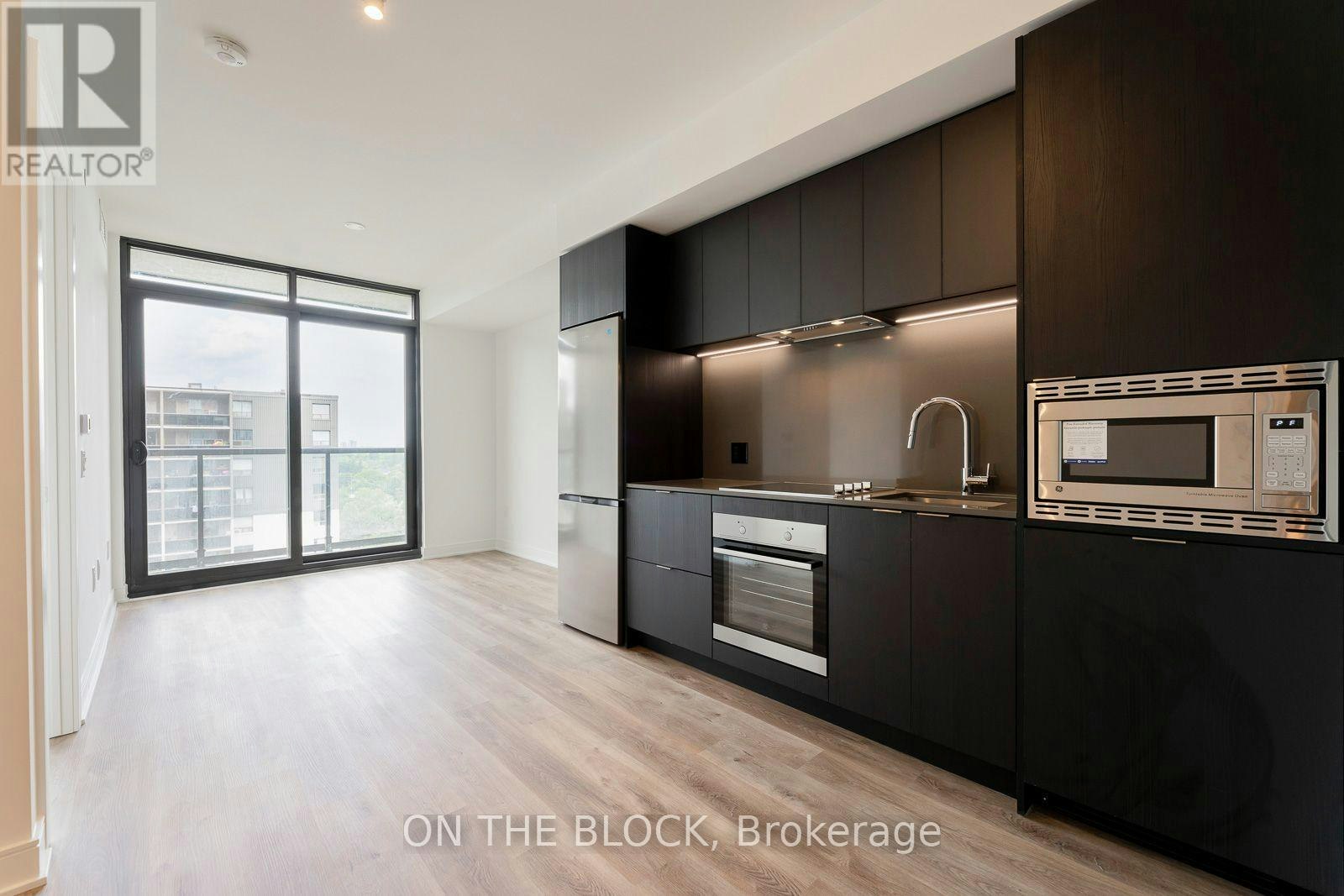 913-86 Dundas Street E, Mississauga, ON, L5A 1W4 - 4