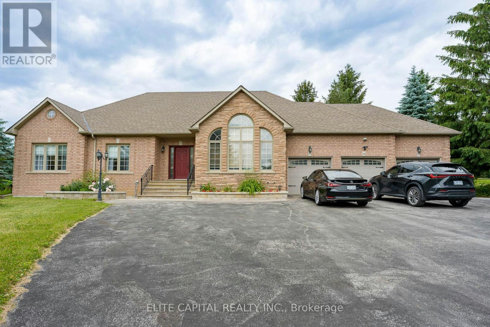 17 Hill Top Trail, Whitchurch-Stouffville, ON, L4A 3G7