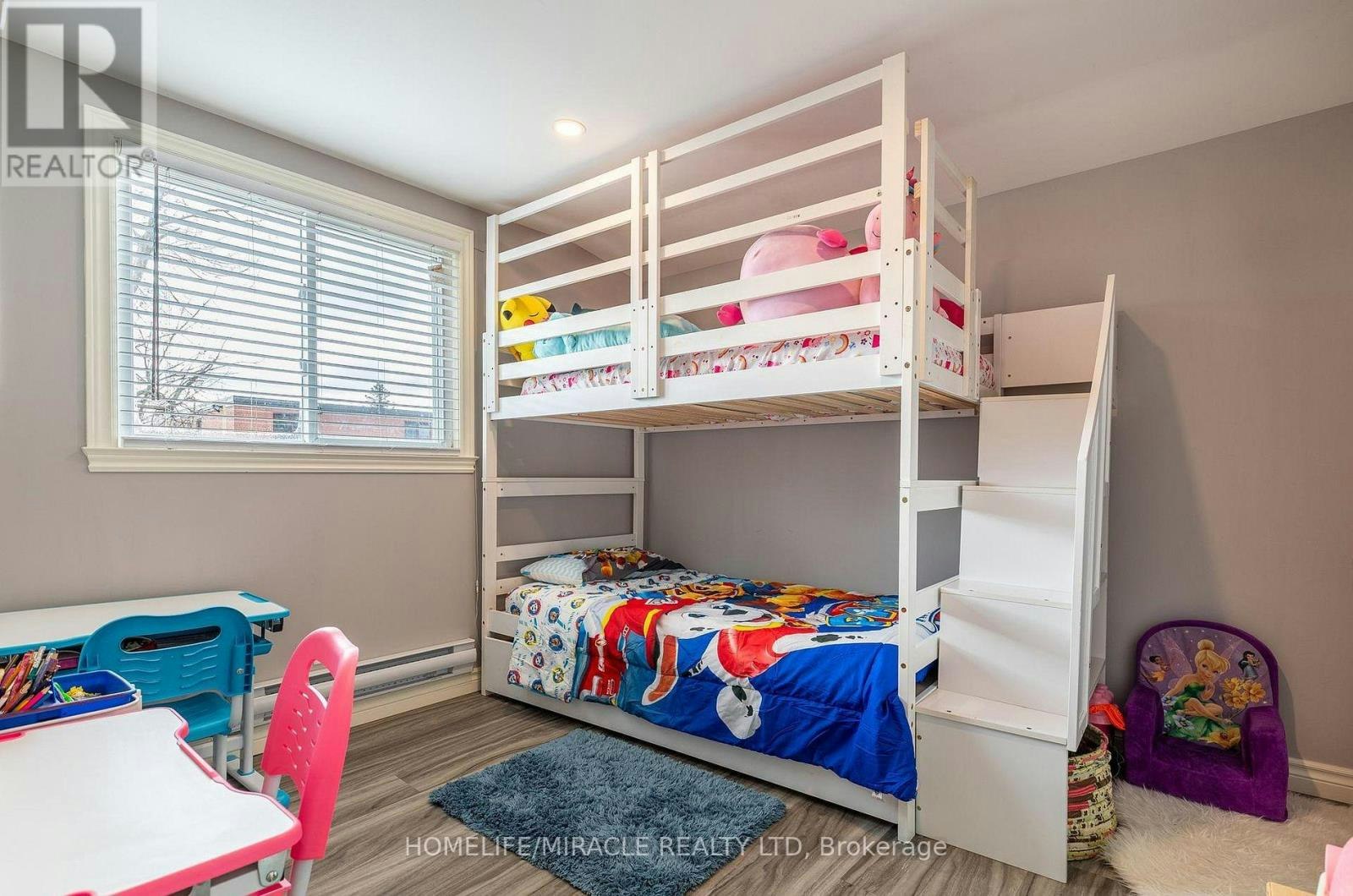 36 Division Street, St. Catharines, ON, L2R 3G2 - 11