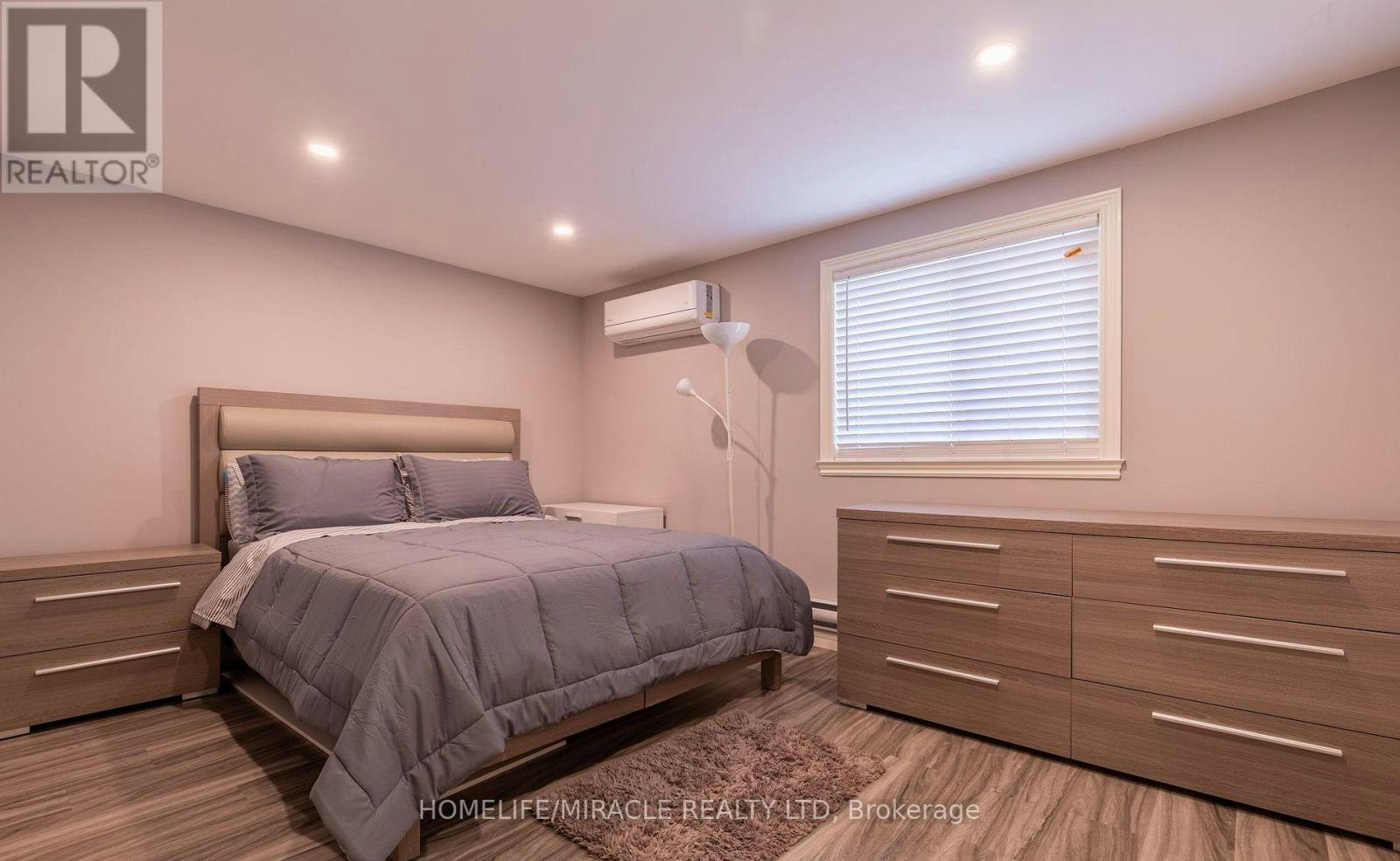 36 Division Street, St. Catharines, ON, L2R 3G2 - 7