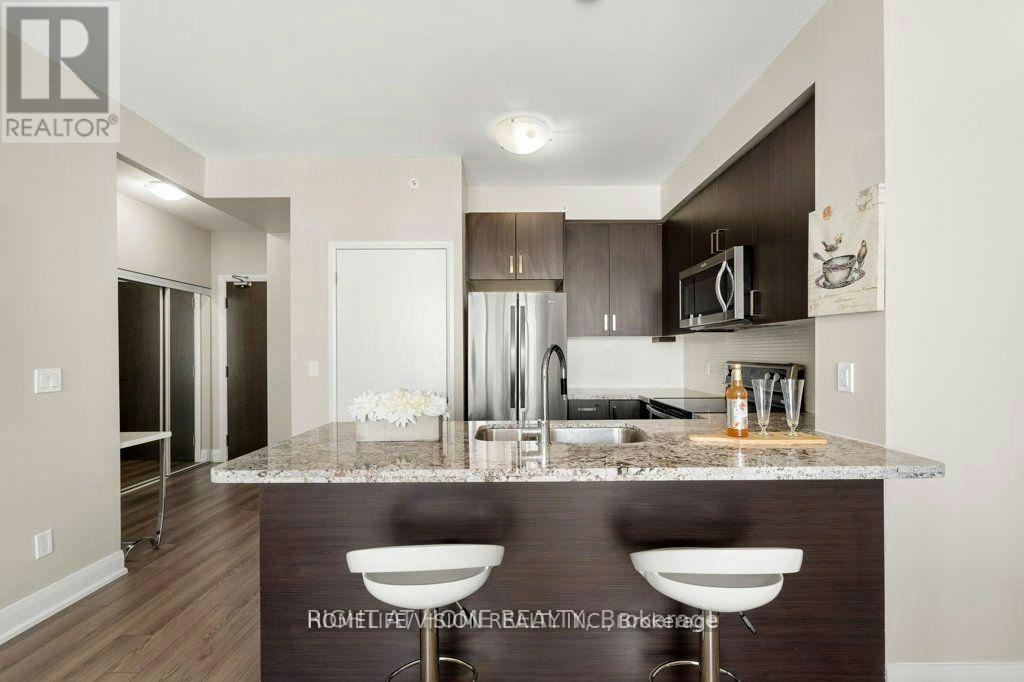 2505-2900 7 Highway, Vaughan, ON, L4K 0G3 - 4