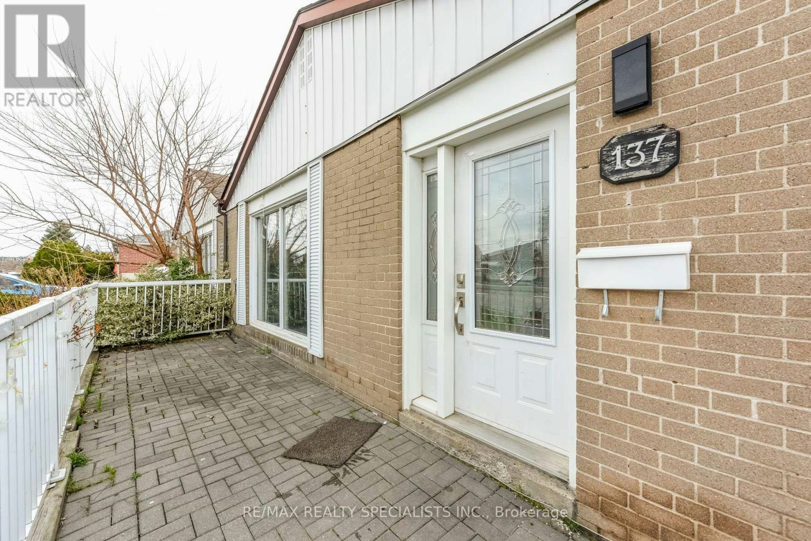 UPPER PORTION-137 Avondale Boulevard, Brampton, ON, L6T 1H5 - 5