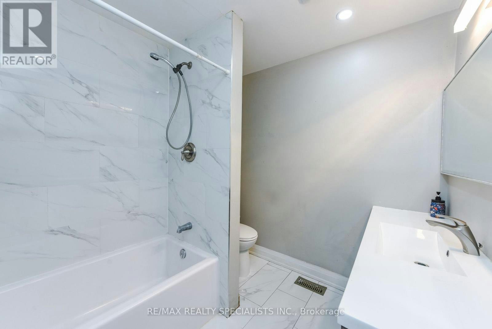 UPPER PORTION-137 Avondale Boulevard, Brampton, ON, L6T 1H5 - 34
