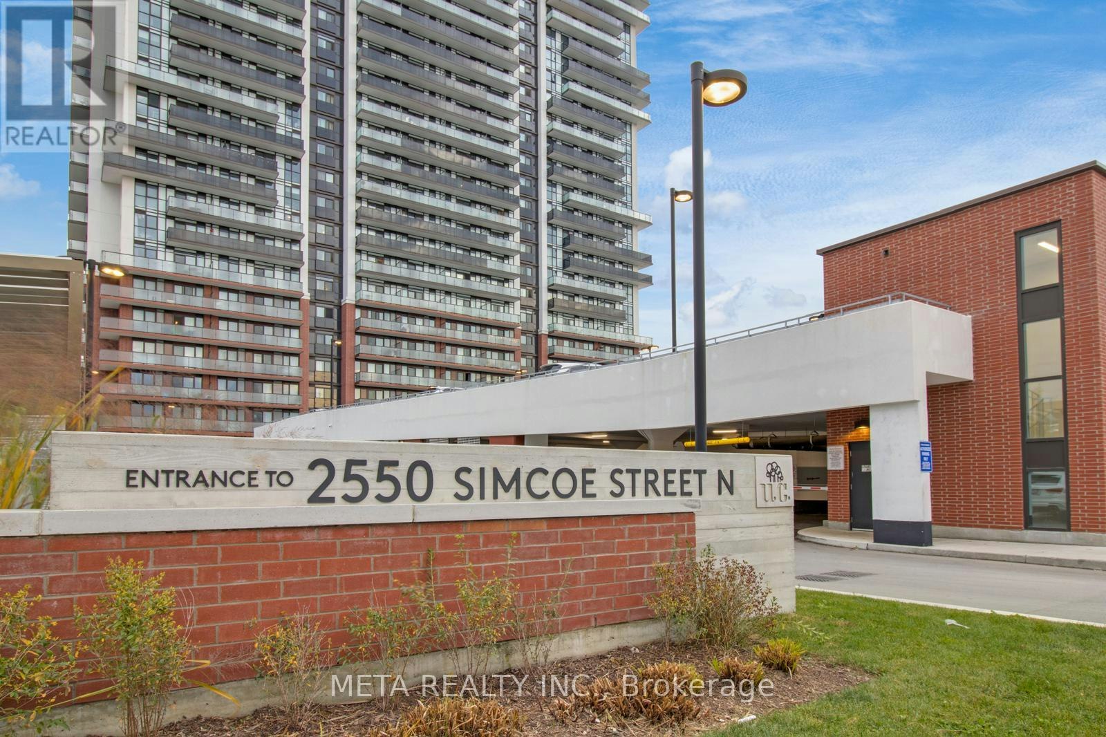 502-2550 Simcoe Street N, Oshawa, ON, L1L 0R5