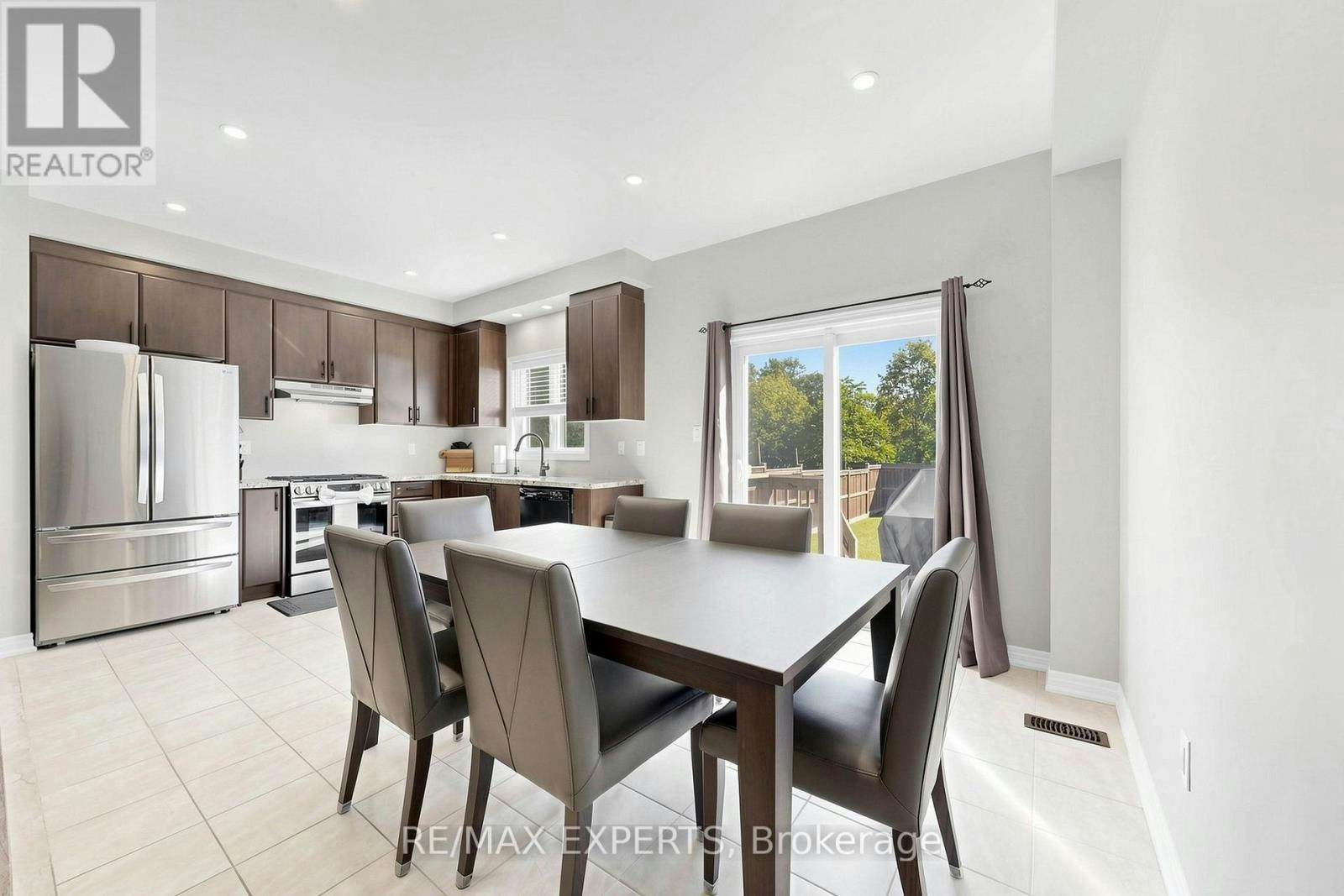 1303 Bardeau Street, Innisfil, ON, L0L 1W0 - 6