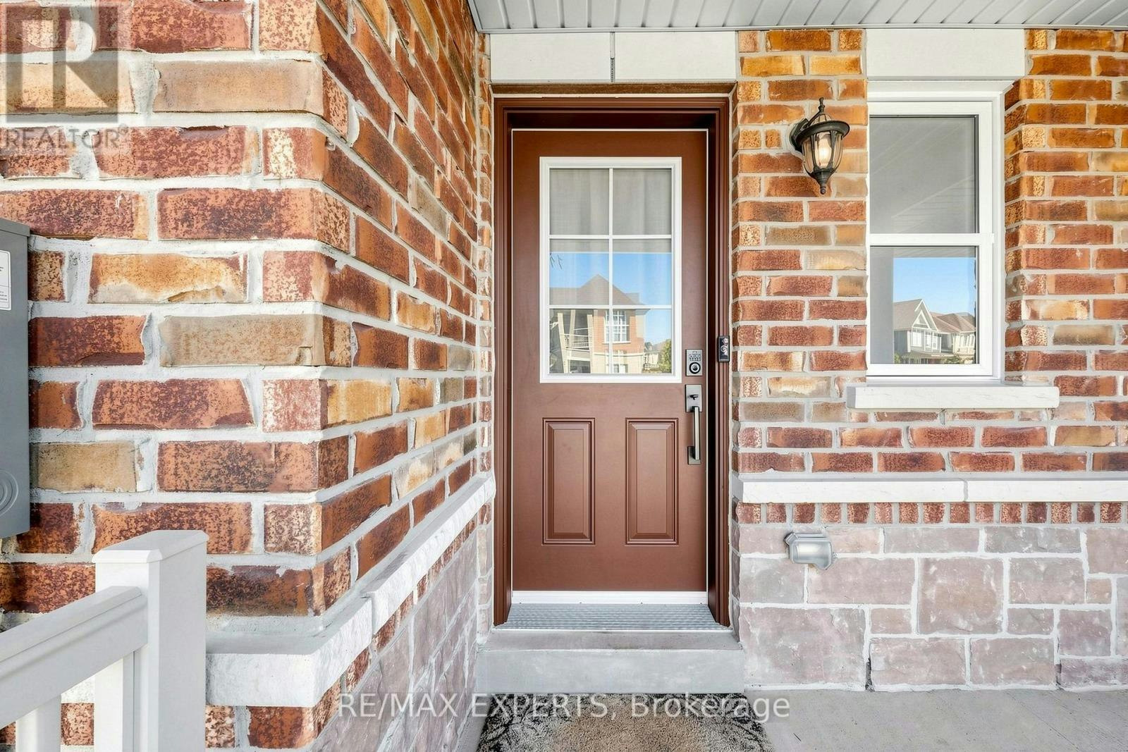 1303 Bardeau Street, Innisfil, ON, L0L 1W0 - 2
