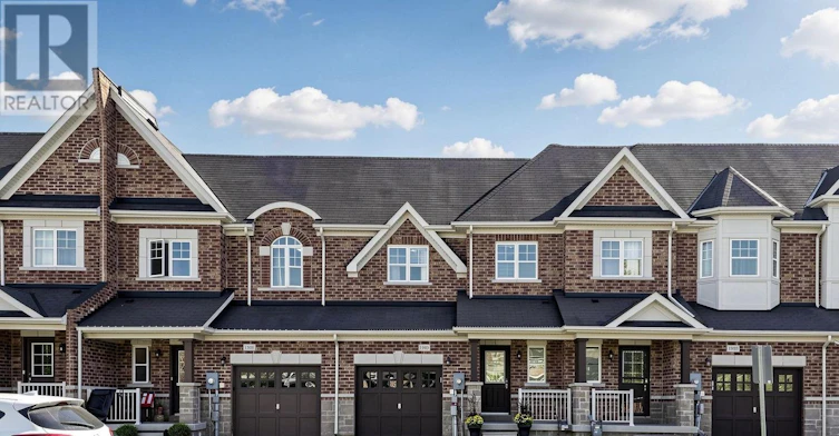 1303 Bardeau Street, Innisfil, ON, L0L 1W0