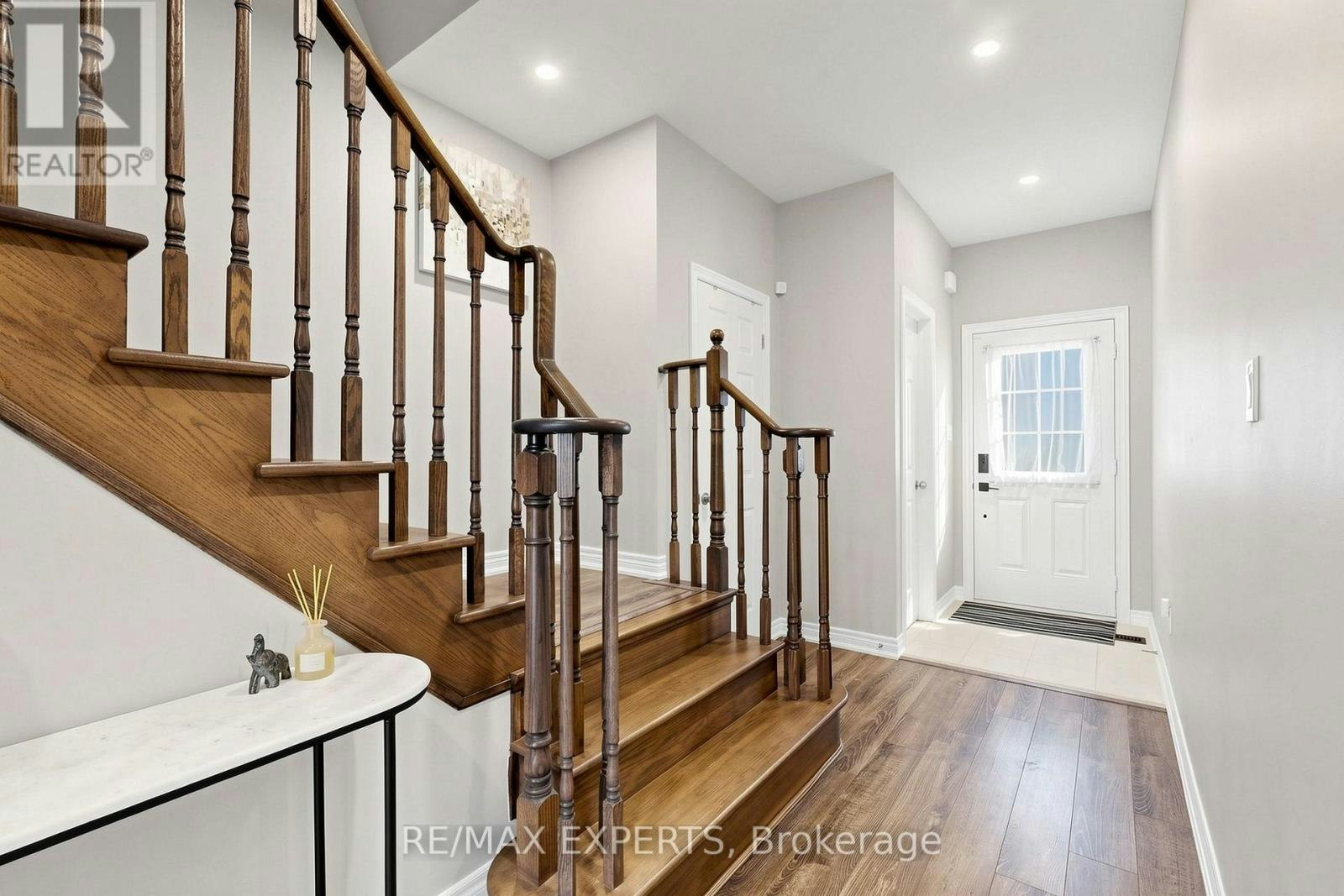 1303 Bardeau Street, Innisfil, ON, L0L 1W0 - 9