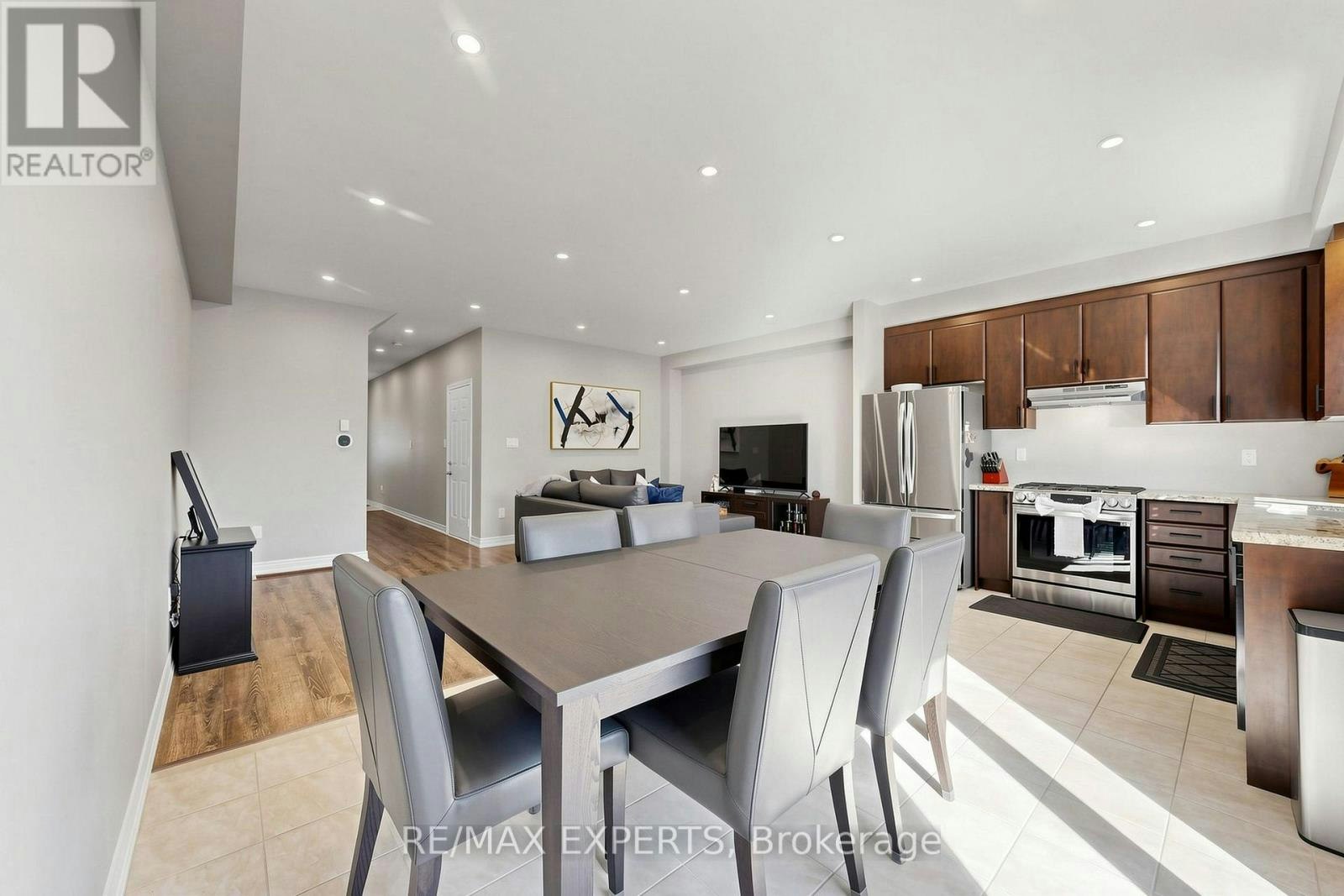 1303 Bardeau Street, Innisfil, ON, L0L 1W0 - 5