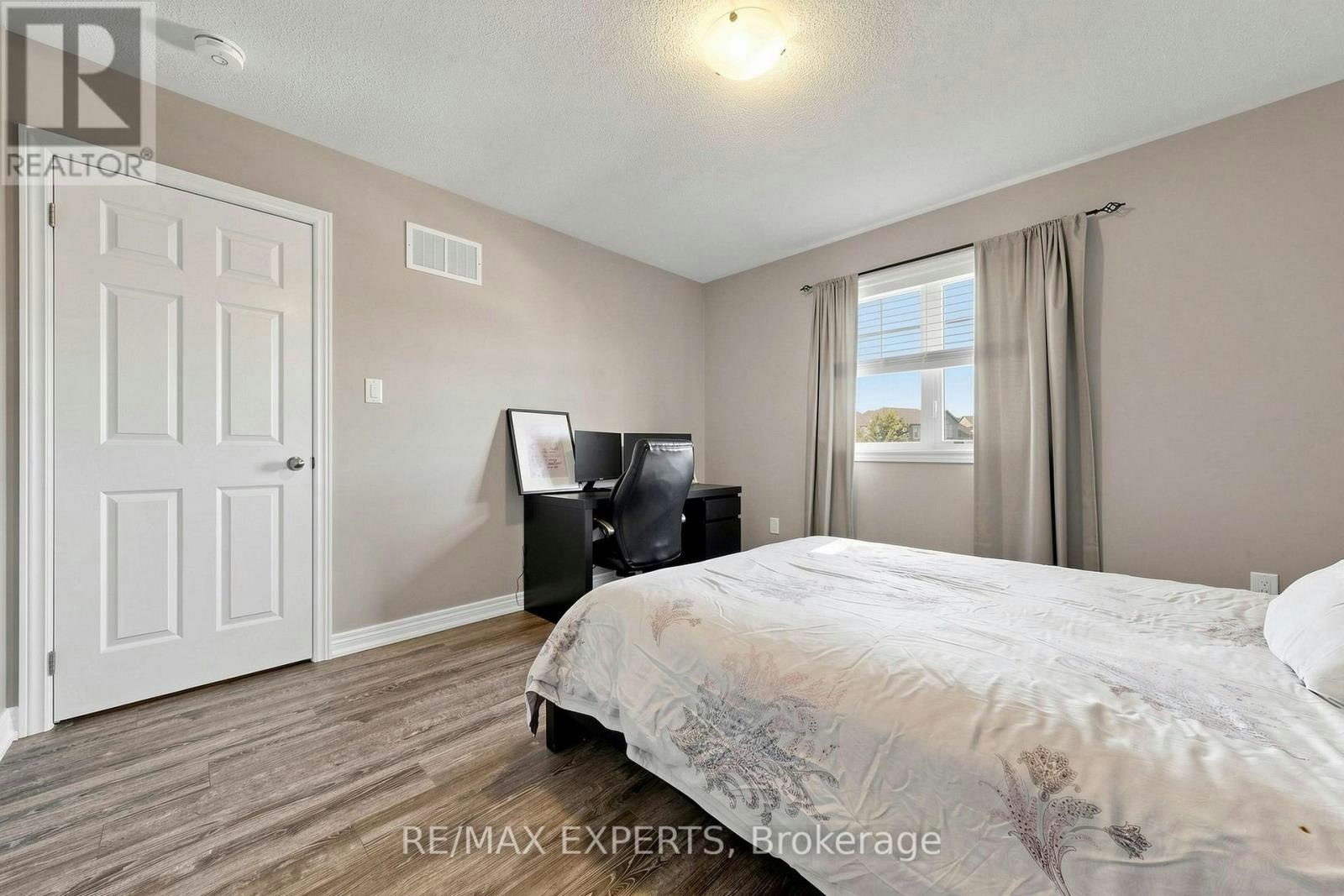 1303 Bardeau Street, Innisfil, ON, L0L 1W0 - 15