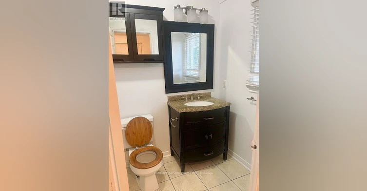 37 Sellers (Main Floor Avenue, Toronto, ON, M6E 3T4 - 11