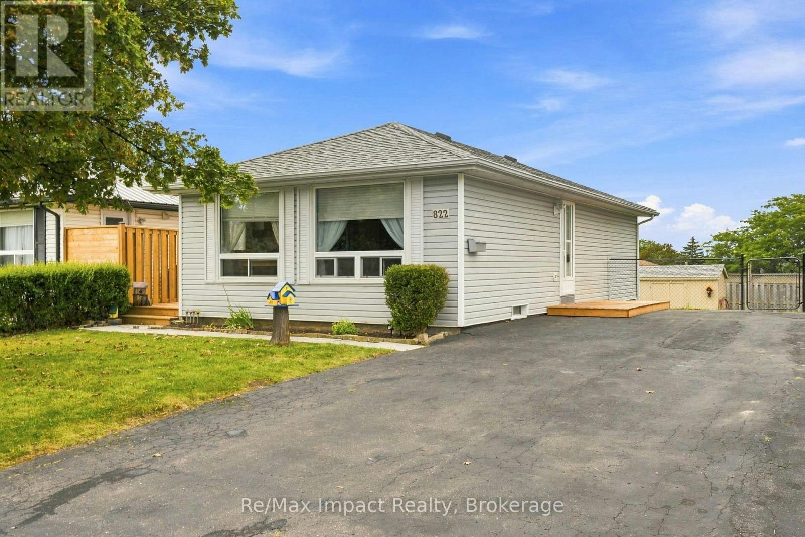 822 Southdown Street, Oshawa, ON, L1H 7X3