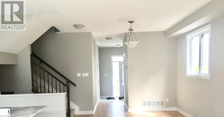 227 Bandelier Way, Ottawa, ON, K2S 2J4 - 2
