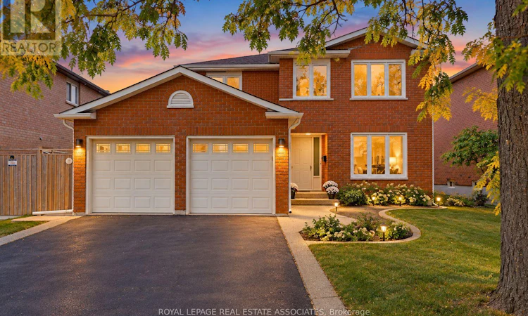 1410 Wakehurst Crescent