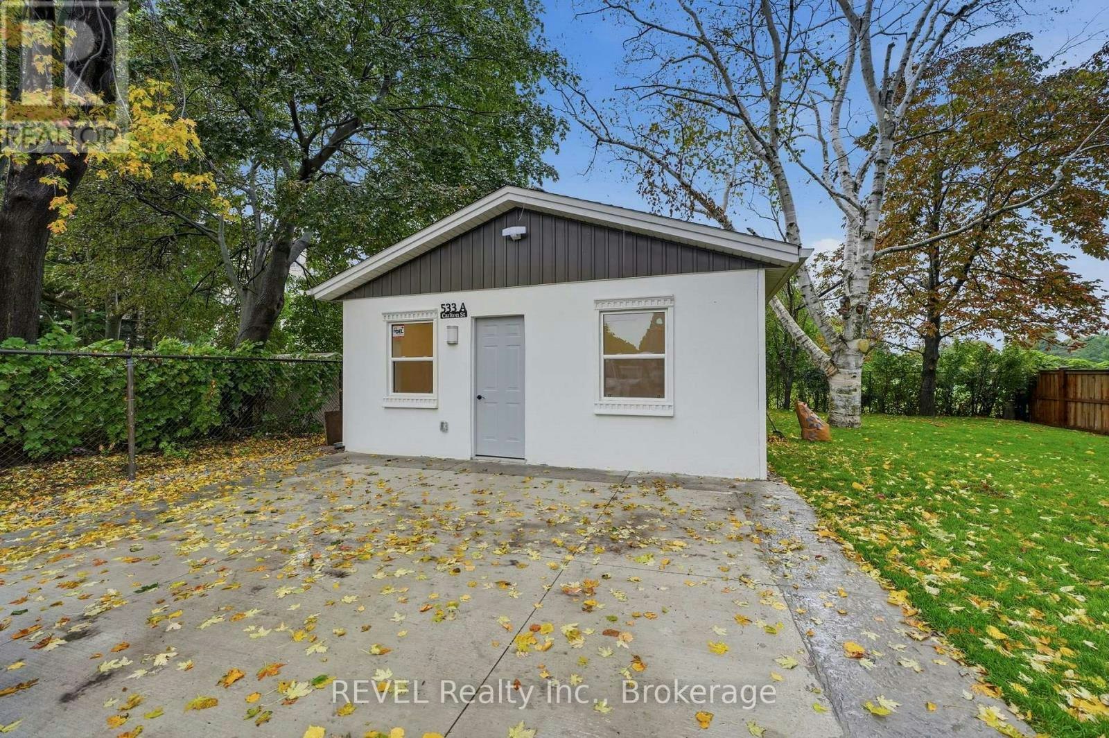 533A Carlton Street, St. Catharines, ON, L2M 4X6