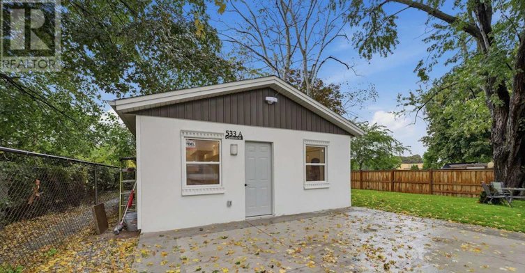 533A Carlton Street, St. Catharines, ON, L2M 4X6 - 2