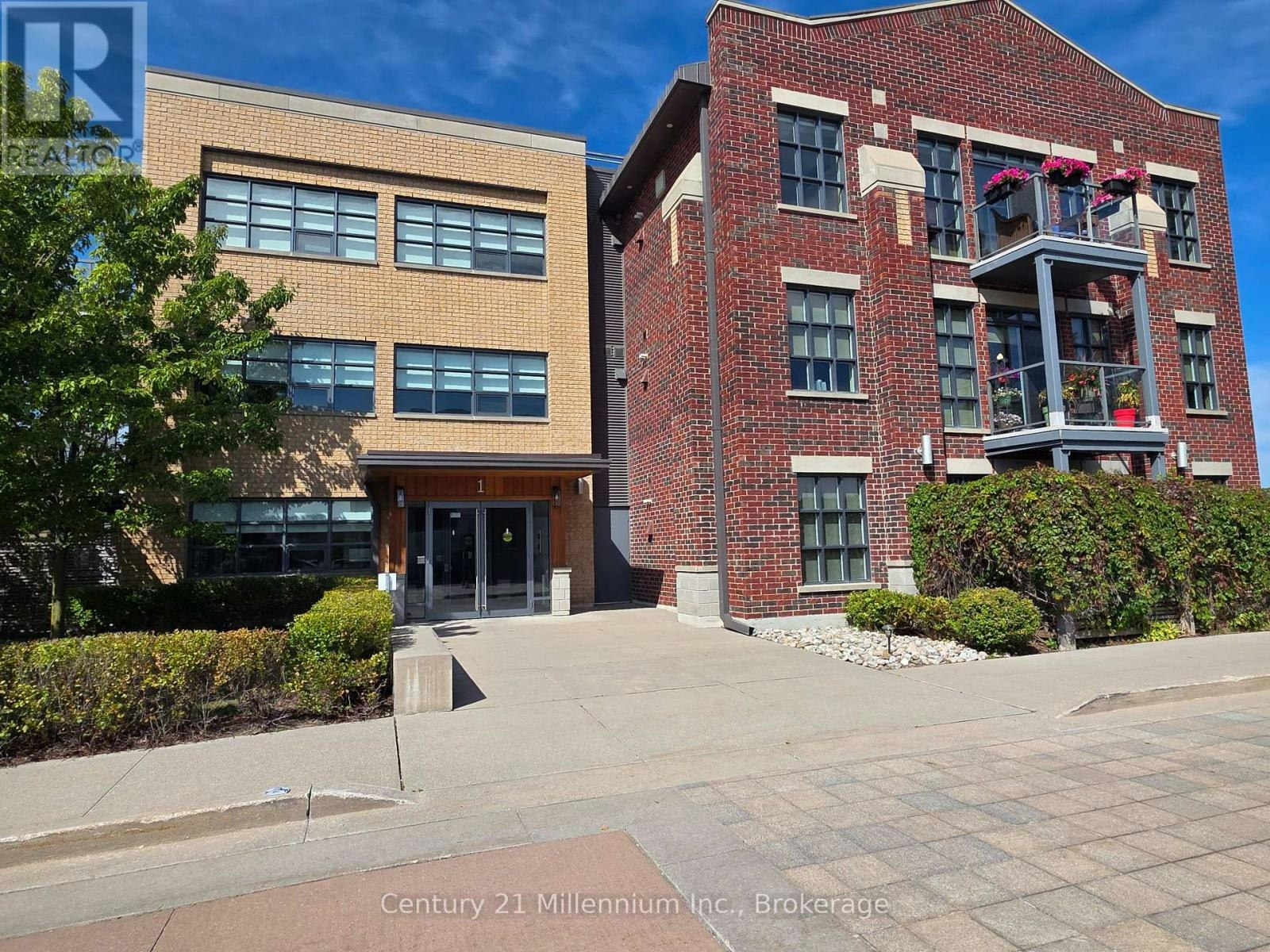 203-1 Shipyard Lane, Collingwood, ON, L9Y 0W2