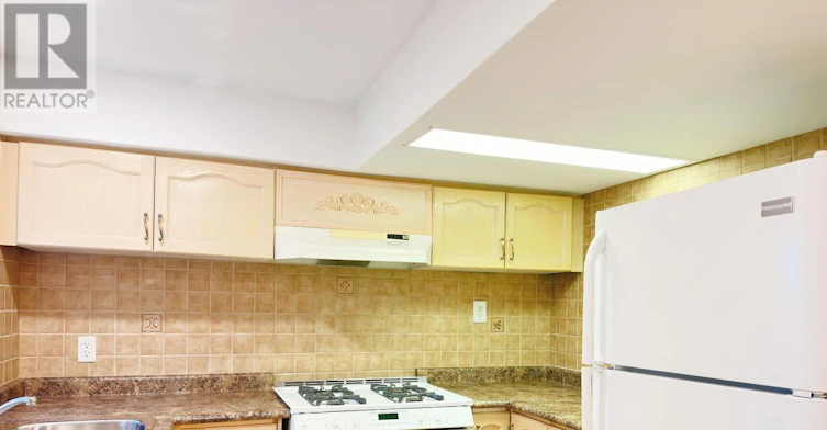 BASEMENT-77 Greenbank Drive, Richmond Hill, ON, L4E 4C7 - 6
