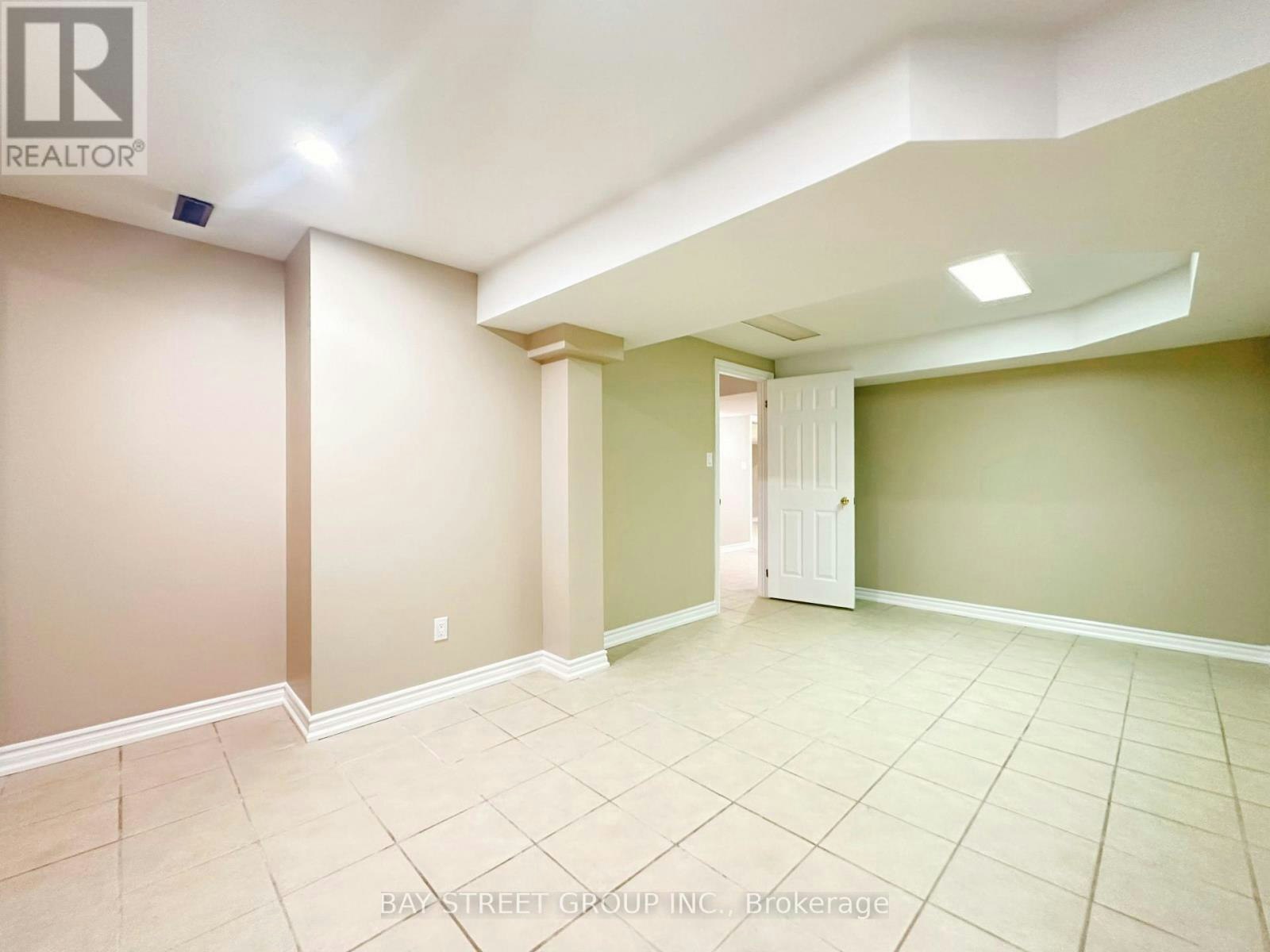 BASEMENT-77 Greenbank Drive, Richmond Hill, ON, L4E 4C7 - 9