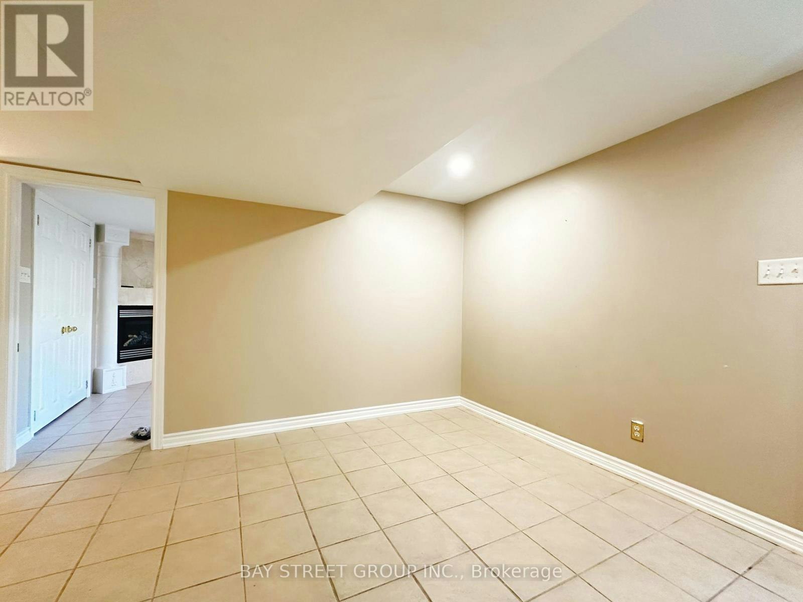 BASEMENT-77 Greenbank Drive, Richmond Hill, ON, L4E 4C7 - 4