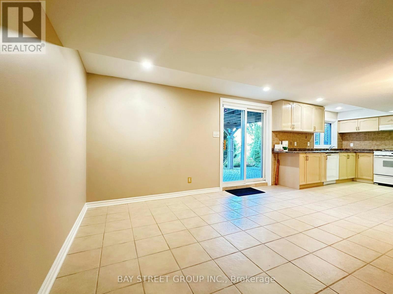 BASEMENT-77 Greenbank Drive, Richmond Hill, ON, L4E 4C7 - 3