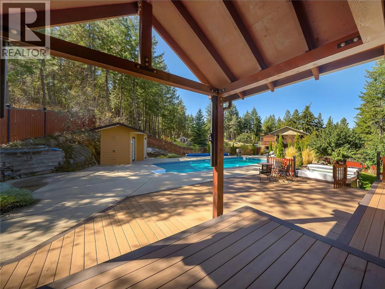 10590 Long Road, Lake Country, BC, V4V 1N7 - 10