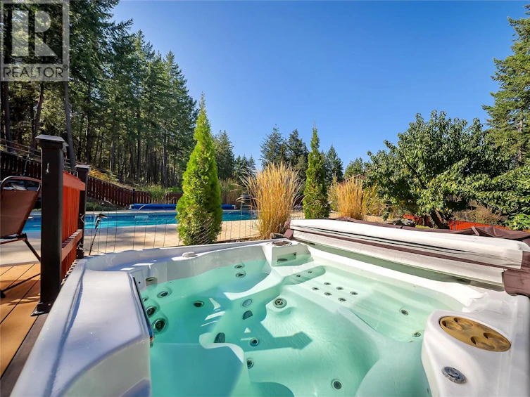 10590 Long Road, Lake Country, BC, V4V 1N7 - 7