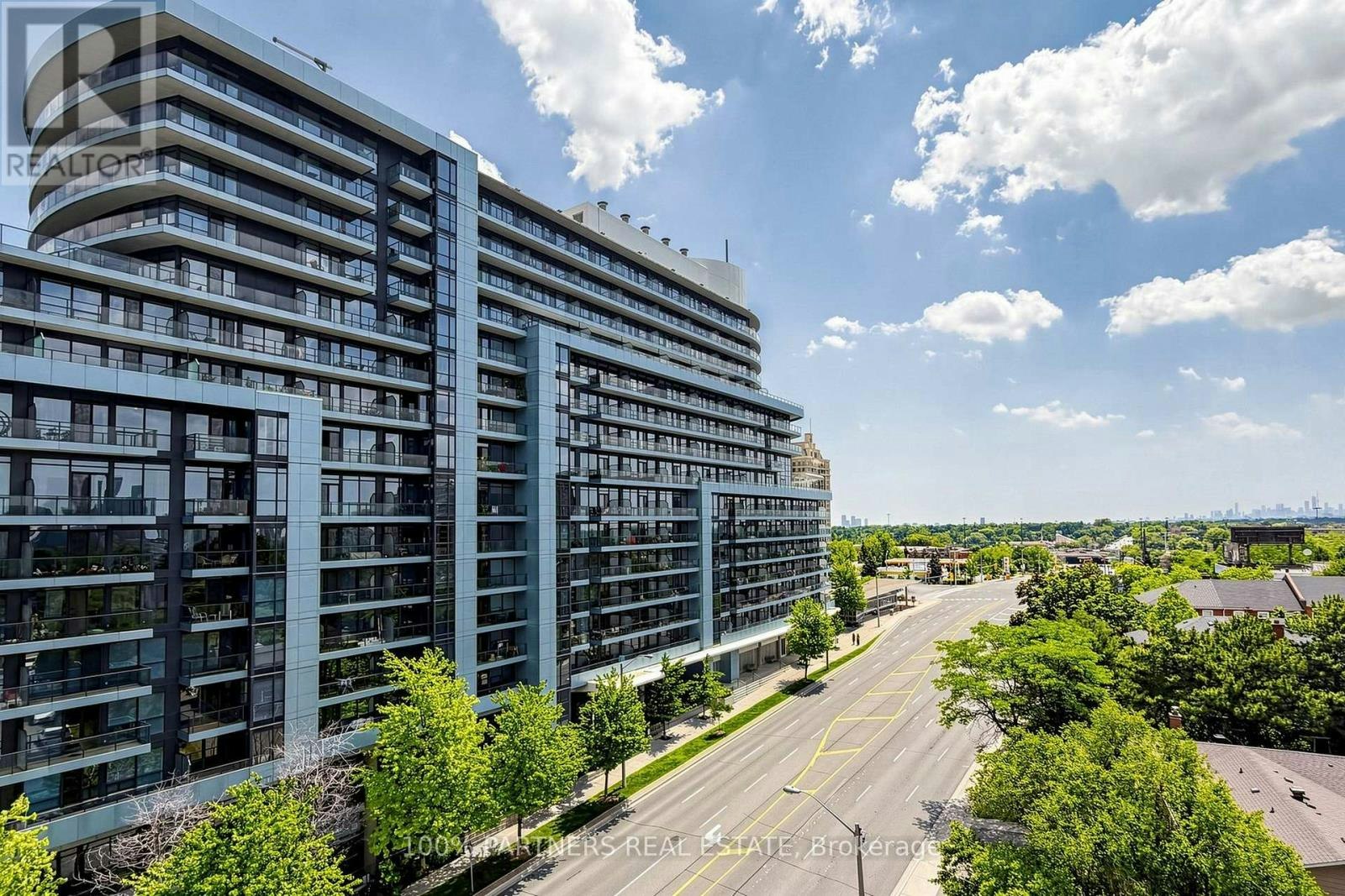 707-2 Teagarden Court, Toronto, ON, M2N 5Z9