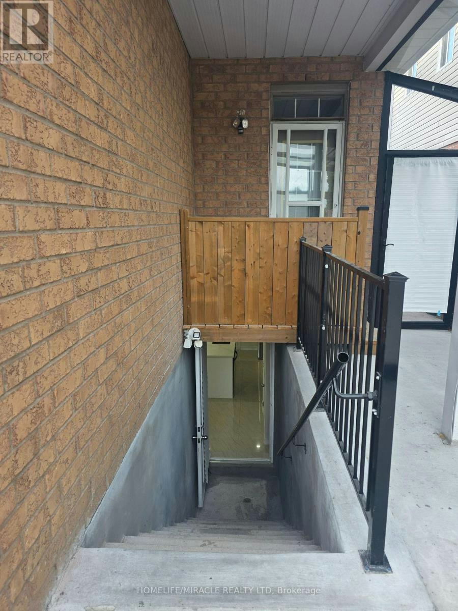 BSMT-1022 Glenbourne Drive, Oshawa, ON, L1K 2P9 - 4