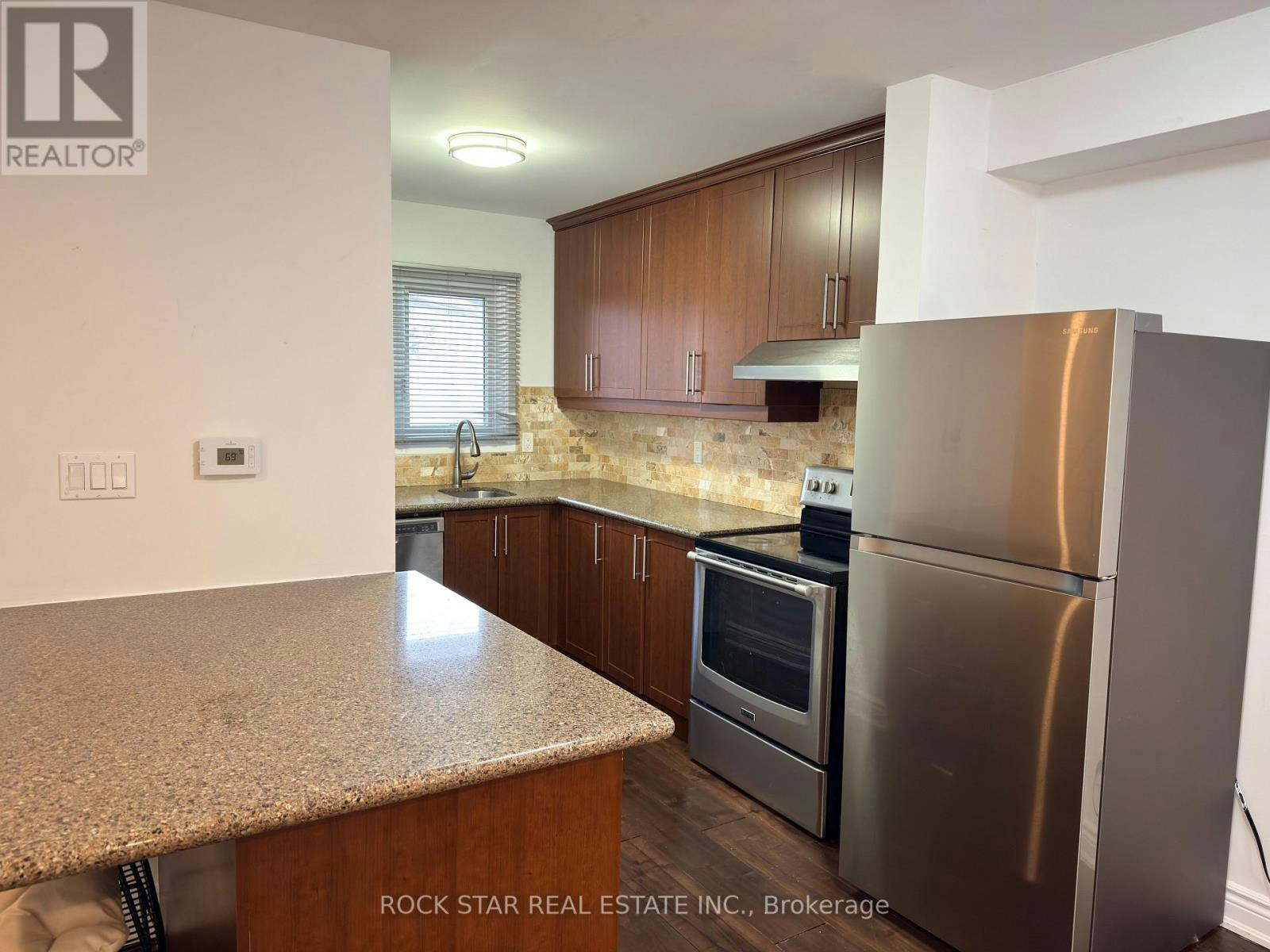 UPPER-15 Hardcastle Court, Brampton, ON, L6S 2B2 - 6