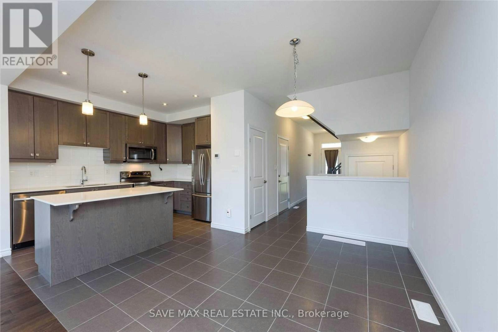 4873 Connor Drive, Lincoln, ON, L3J 0S6 - 8