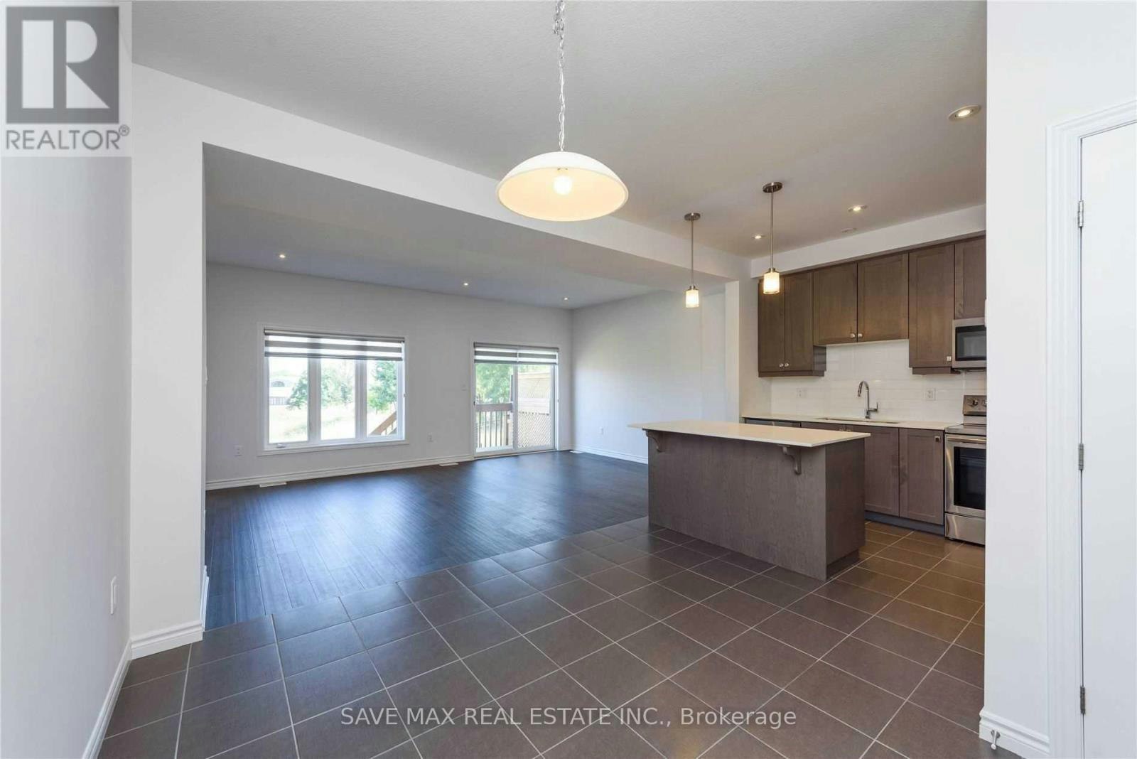 4873 Connor Drive, Lincoln, ON, L3J 0S6 - 7