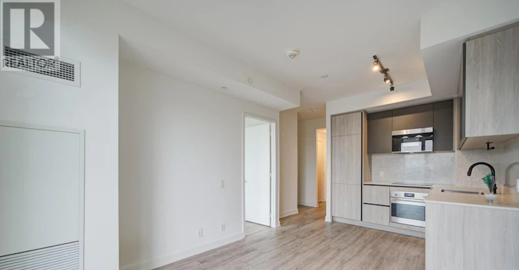 1818-108 Peter Street, Toronto, ON, M5V 2G7 - 23