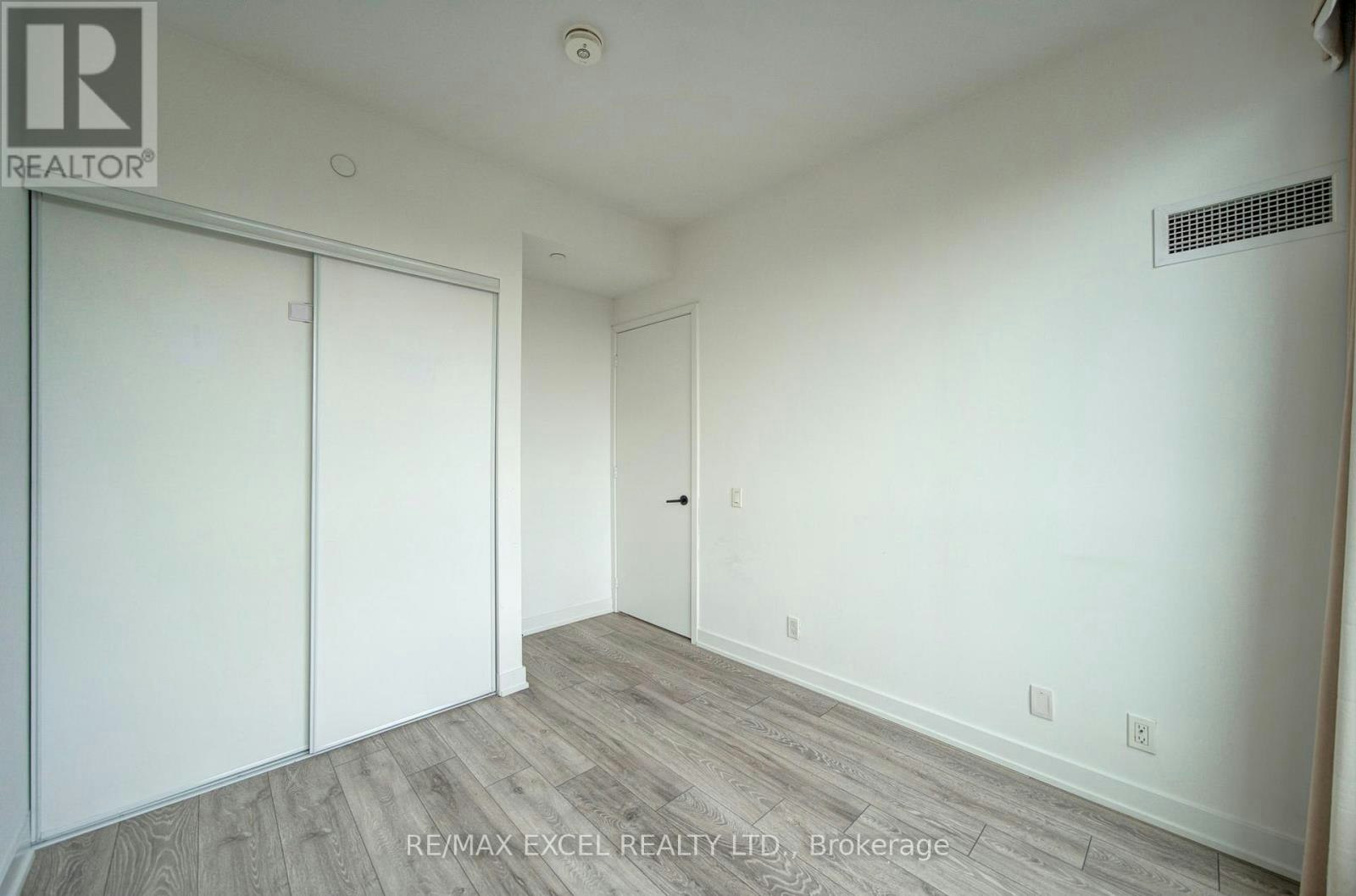 1818-108 Peter Street, Toronto, ON, M5V 2G7 - 29