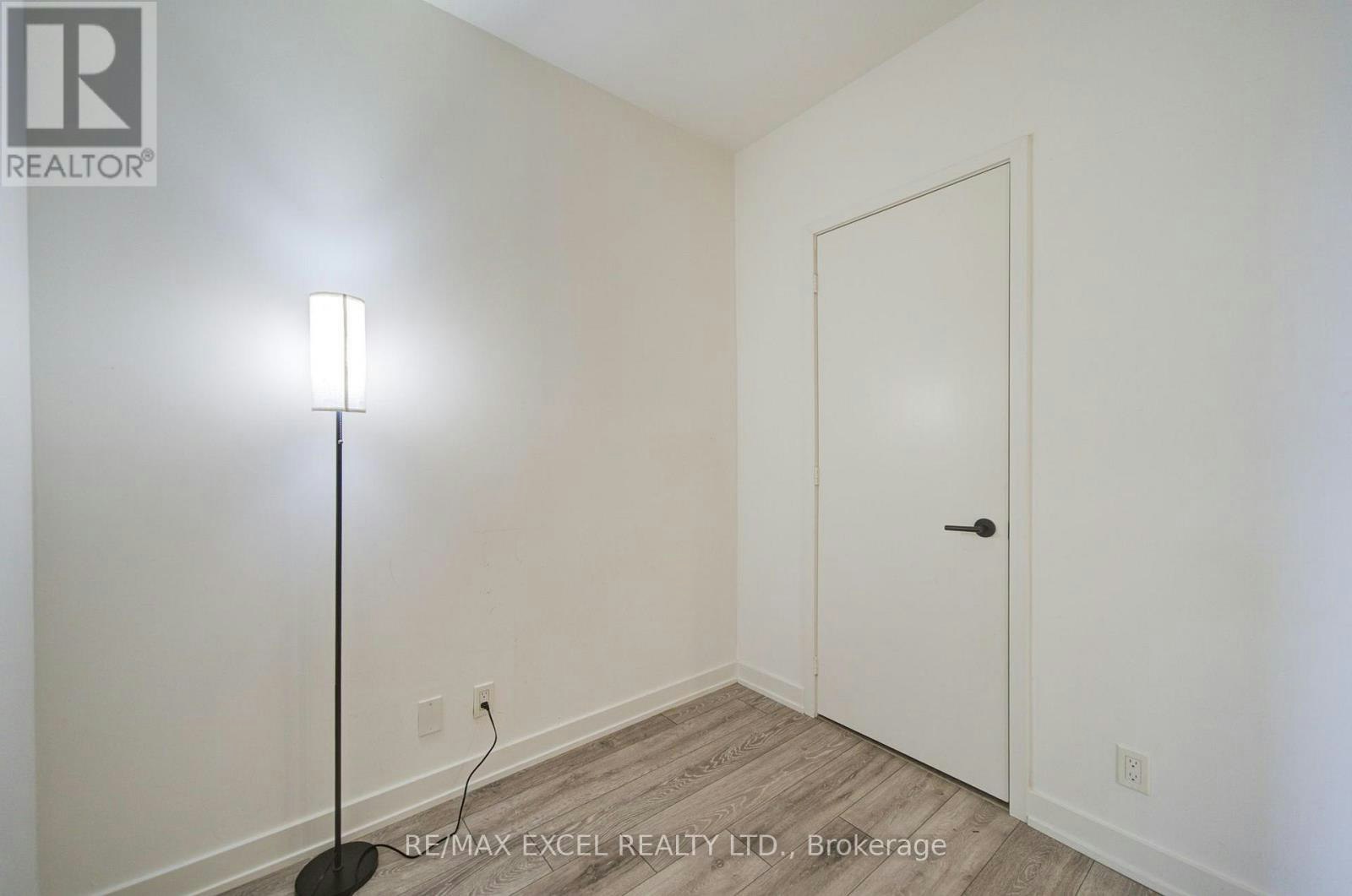 1818-108 Peter Street, Toronto, ON, M5V 2G7 - 13