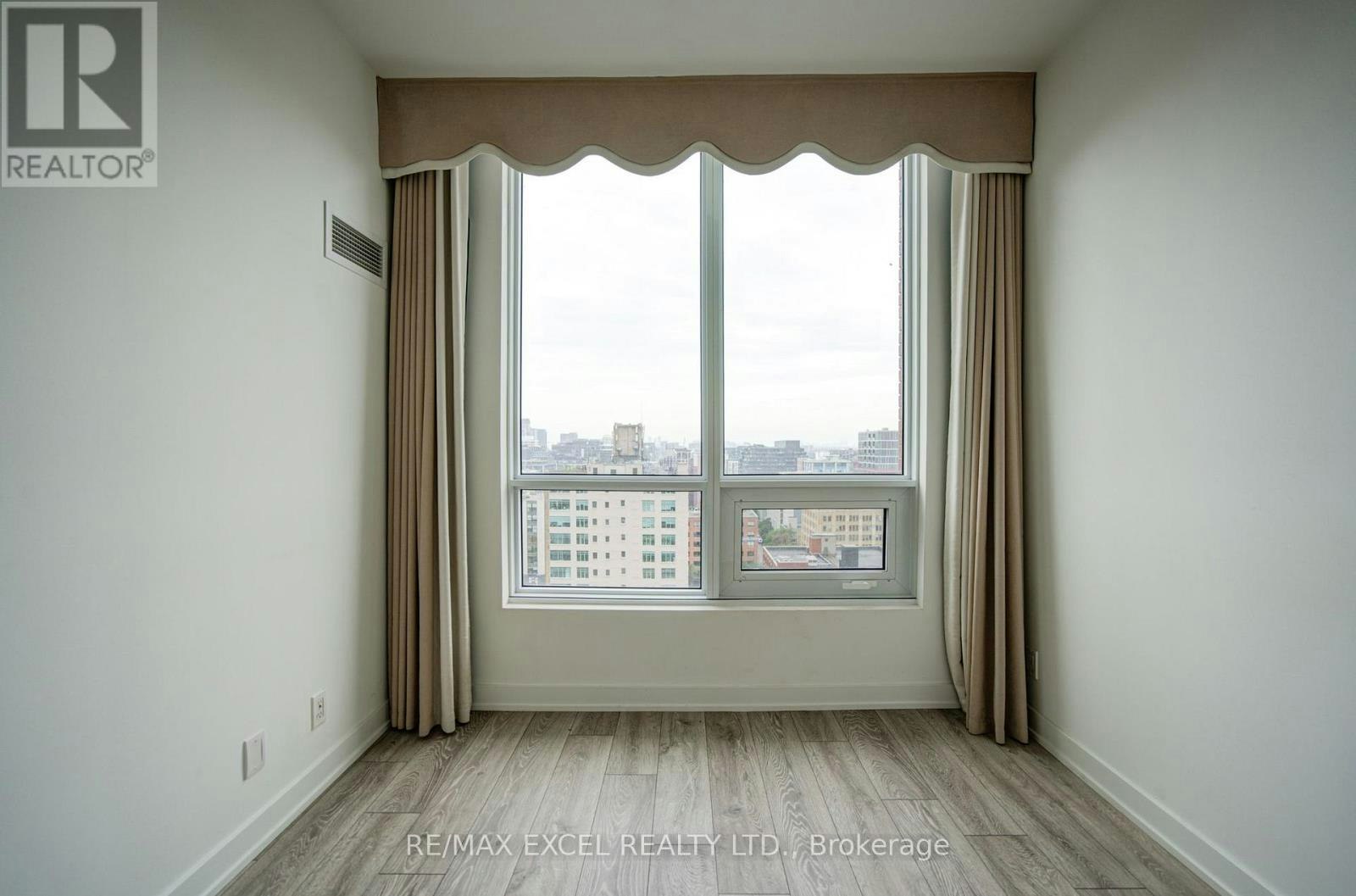 1818-108 Peter Street, Toronto, ON, M5V 2G7 - 28