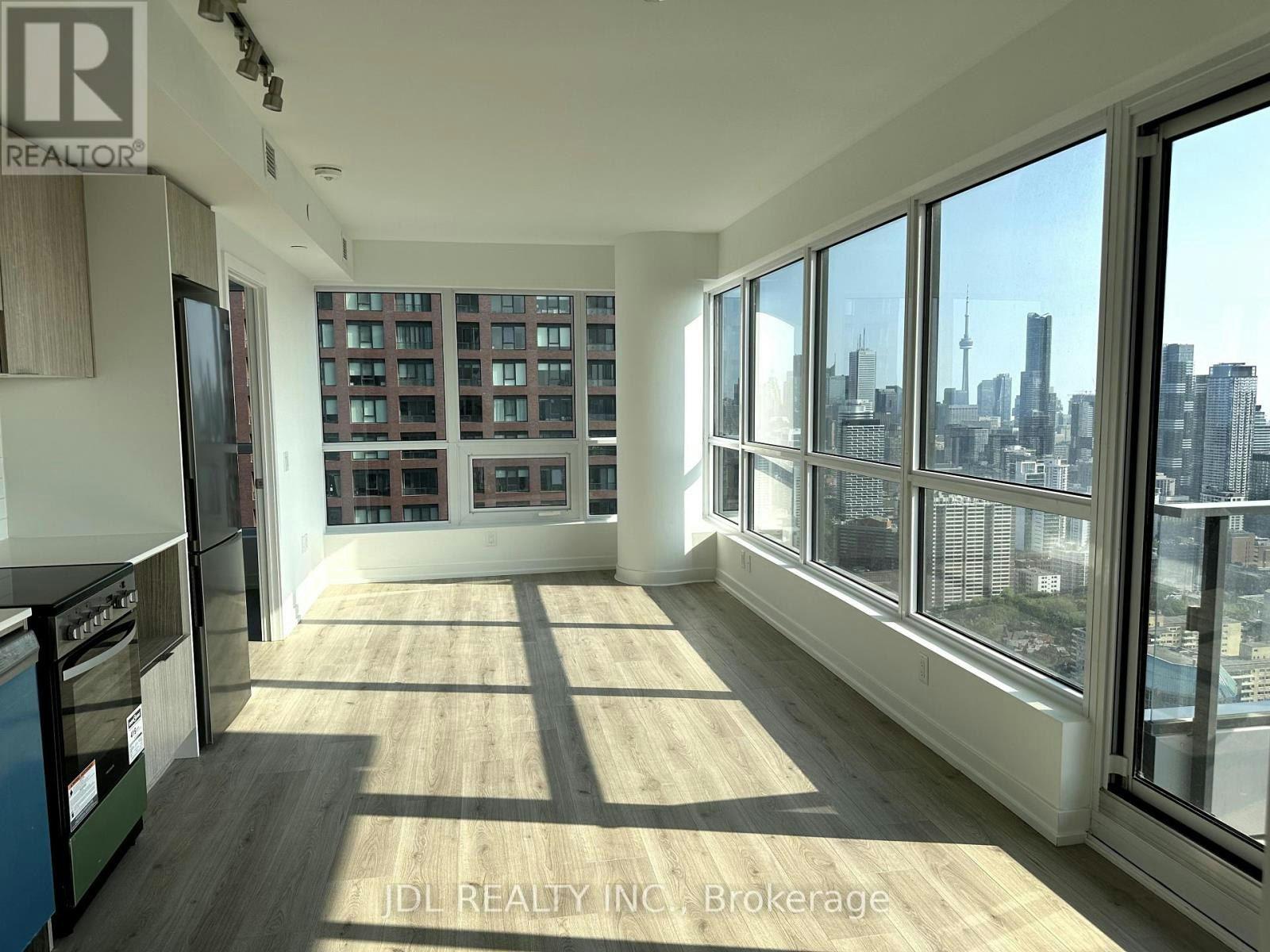 4402-395 Bloor Street E, Toronto, ON, M4W 0B4