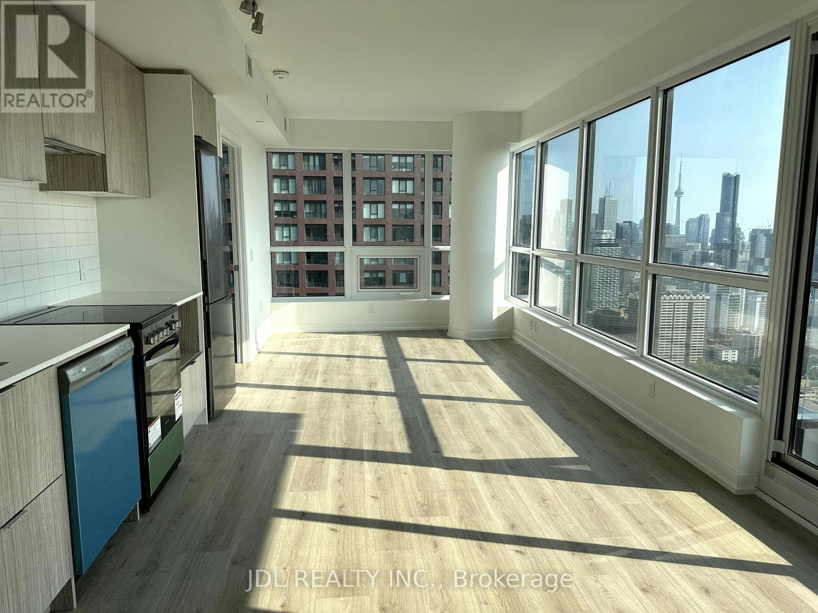 4402-395 Bloor Street E, Toronto, ON, M4W 0B4 - 2