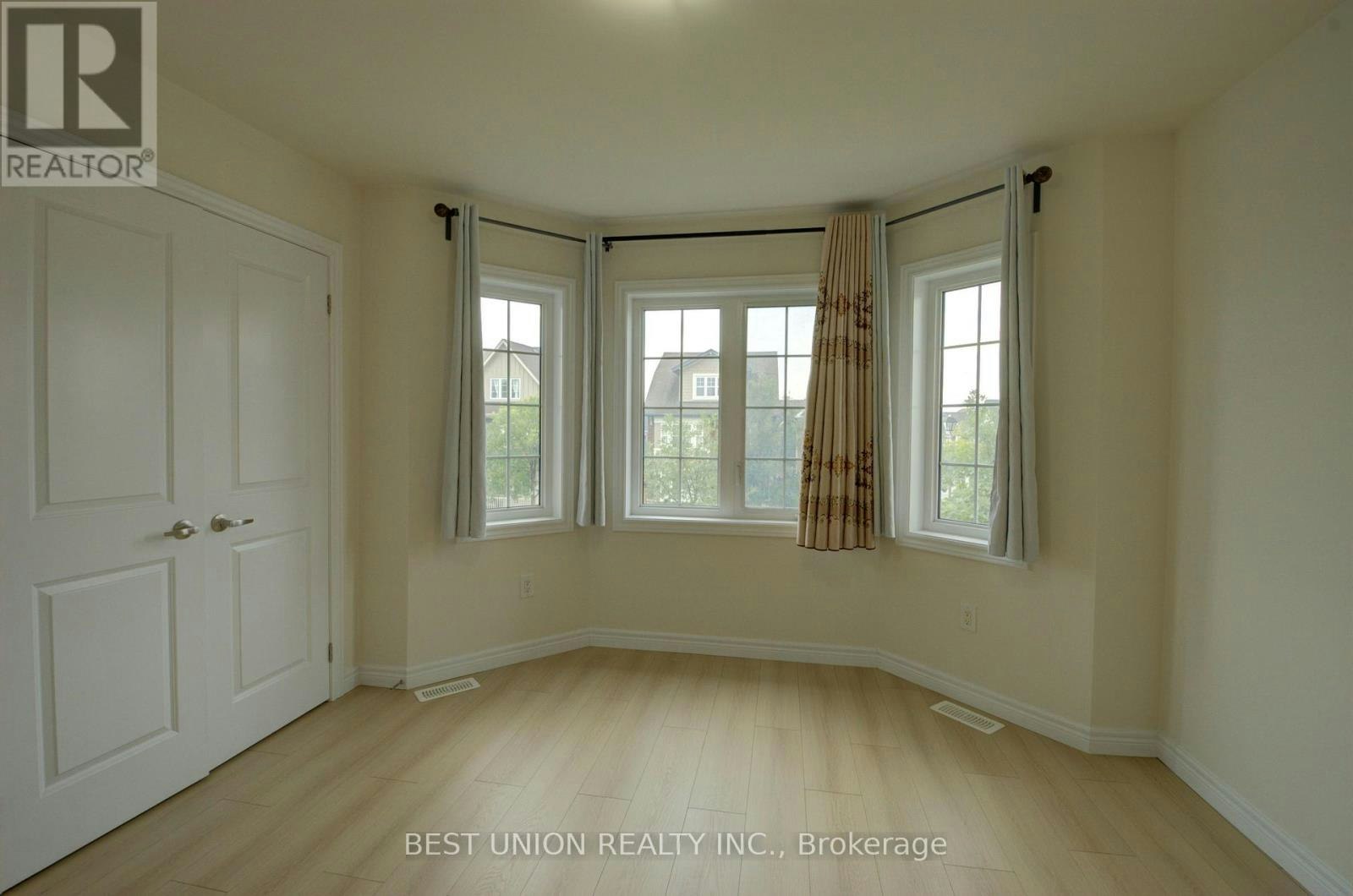 196 Donald Sim Avenue, Markham, ON, L6B 0Z1 - 14