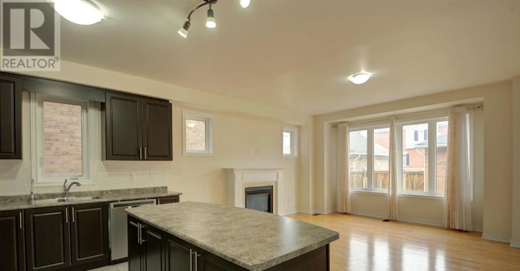 196 Donald Sim Avenue, Markham, ON, L6B 0Z1 - 5