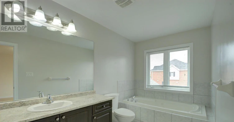 196 Donald Sim Avenue, Markham, ON, L6B 0Z1 - 12