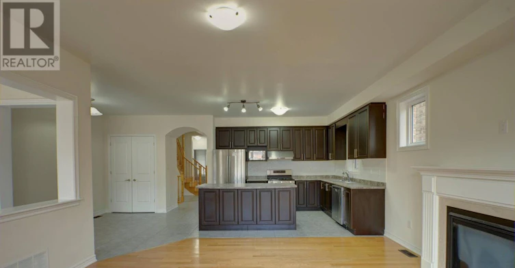 196 Donald Sim Avenue, Markham, ON, L6B 0Z1 - 3