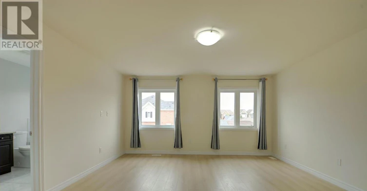 196 Donald Sim Avenue, Markham, ON, L6B 0Z1 - 10