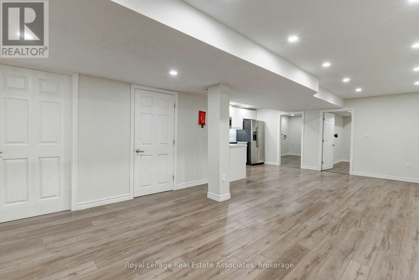 LOWER-41 Greenview Circle, Vaughan, ON, L6A 0B5 - 9