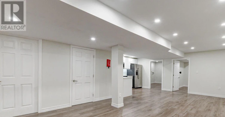LOWER-41 Greenview Circle, Vaughan, ON, L6A 0B5 - 9
