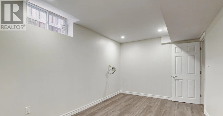 LOWER-41 Greenview Circle, Vaughan, ON, L6A 0B5 - 13