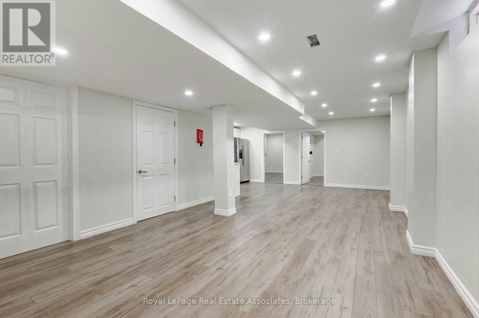 LOWER-41 Greenview Circle, Vaughan, ON, L6A 0B5 - 8