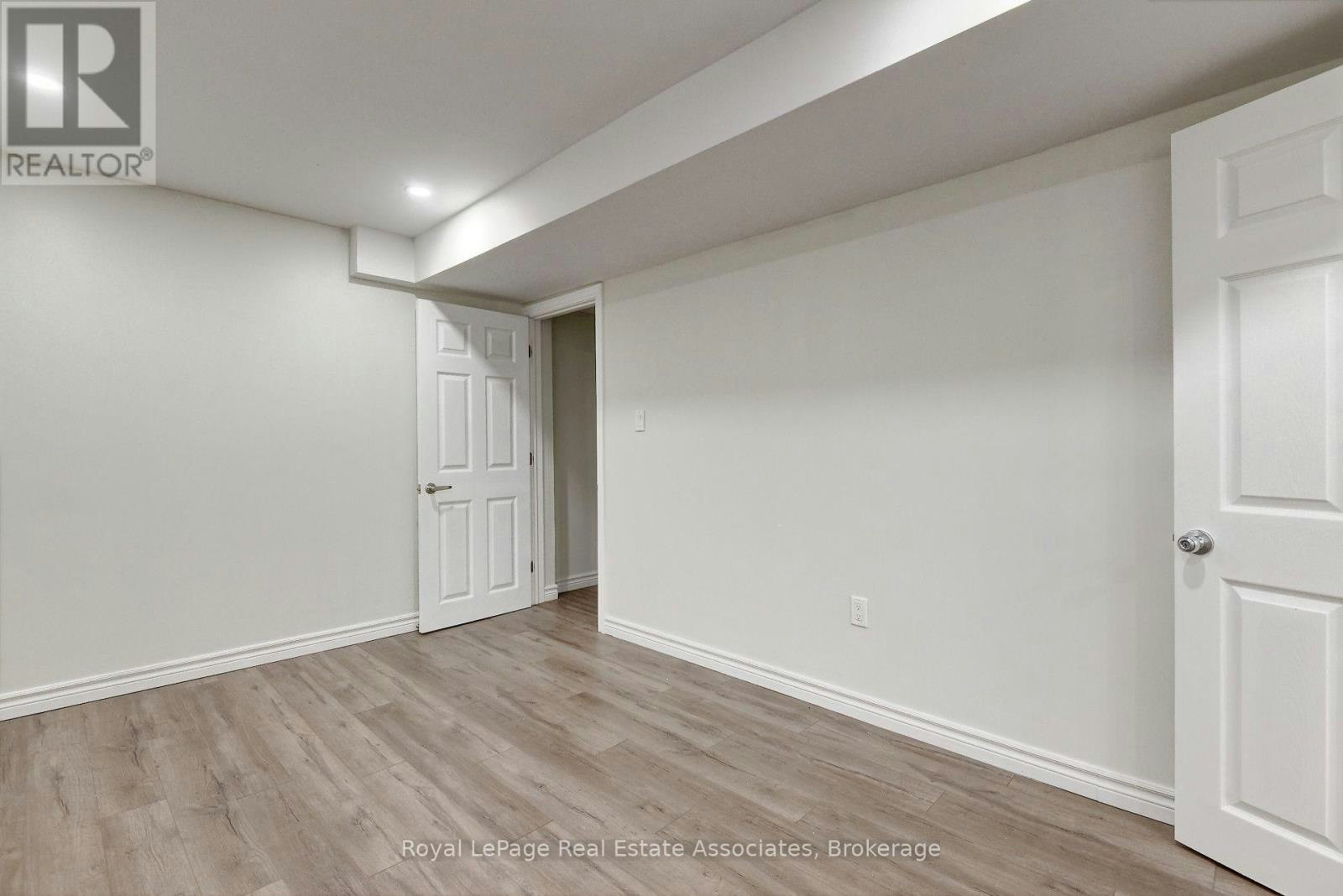 LOWER-41 Greenview Circle, Vaughan, ON, L6A 0B5 - 14