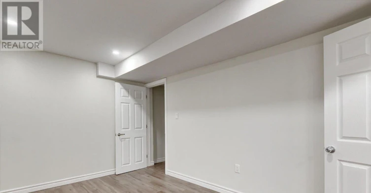 LOWER-41 Greenview Circle, Vaughan, ON, L6A 0B5 - 14